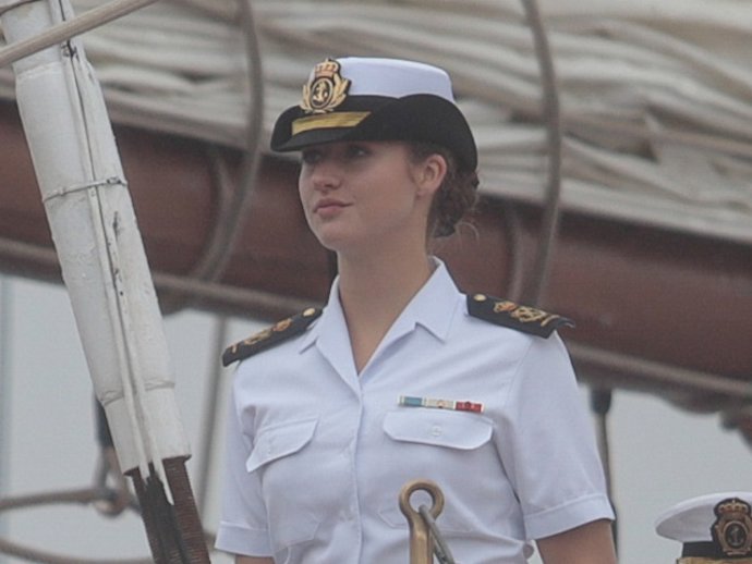 Archivo - La princesa Leonor llega a Marín a bordo del buque Juan Sebastián Elcano