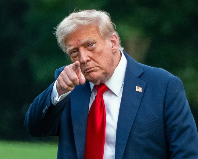 13 July 2025, US, Washington: US President DONALD TRUMP arrives at the White House. Photo: Andrew Leyden/ZUMA Press Wire/dpa