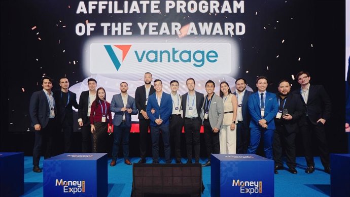 Vantage Shines at Money Expo Colombia 2025 with Industry Recognition