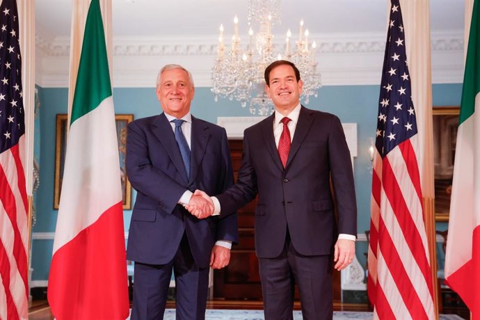 O ministro das Relações Exteriores da Itália, Antonio Tajani, e seu colega americano, Marco Rubio