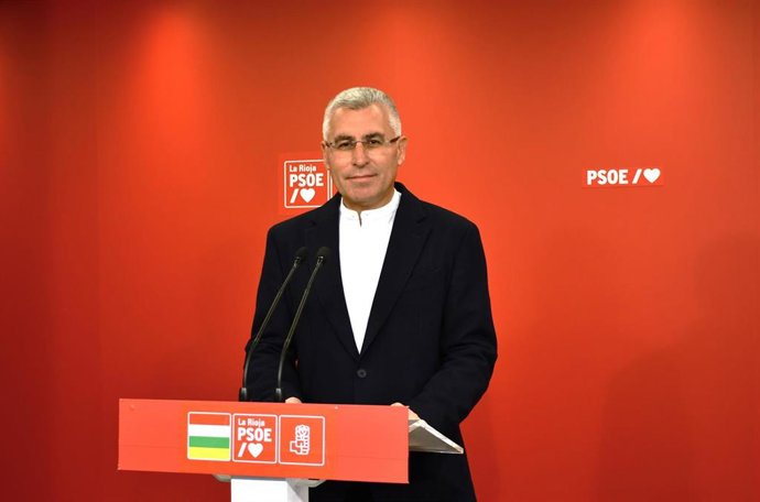 El diputado regional del PSOE, José Ángel Lacalzada