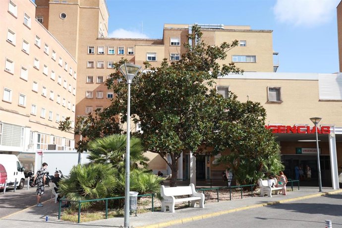 Fachada del Hospital Universitario Virgen del Rocío. A 25 de junio de 2025, en Sevilla (Andalucía, España).