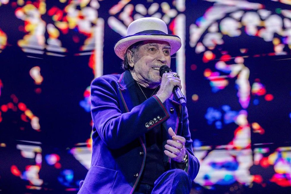 Joaquín Sabina actúa en el Movistar Arena
