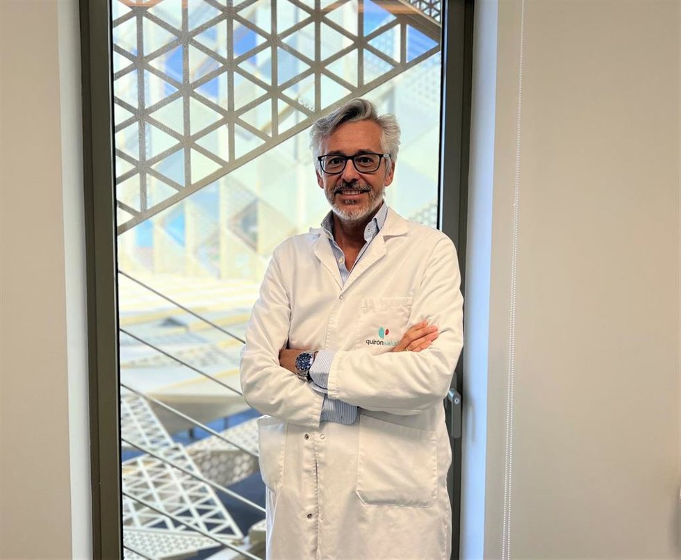 El doctor Rafael Cuenca.