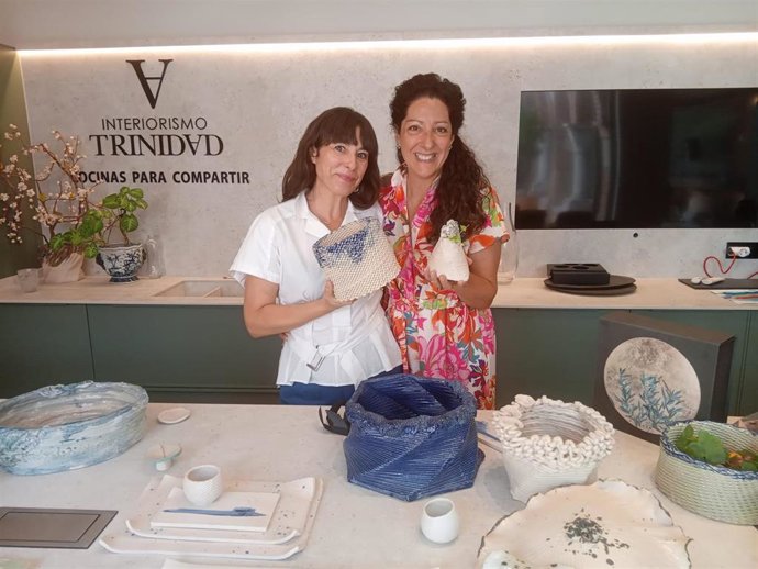 Esther Moreno (izq) y Ana Mata