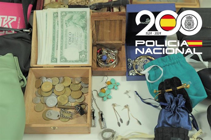 Material incautado por la Policía por el robo de trasteros.