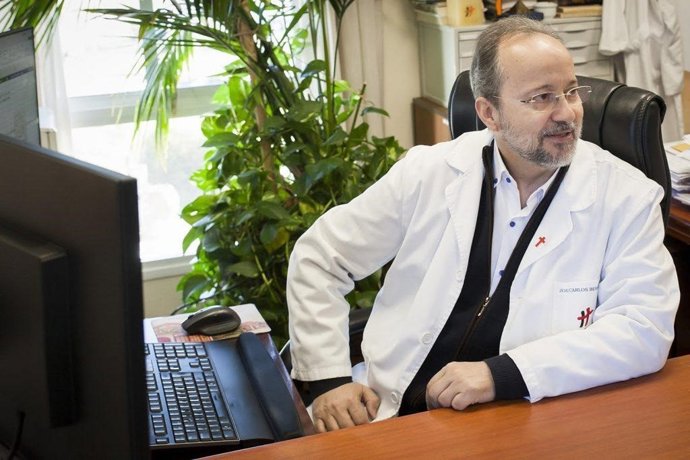 Jose Carlos Bermejo en el despacho.