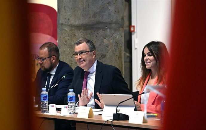 El alcalde de Murcia preside la reunión trimestral del Comité Organizador y Consejo Asesor de 'Murcia 1200'
