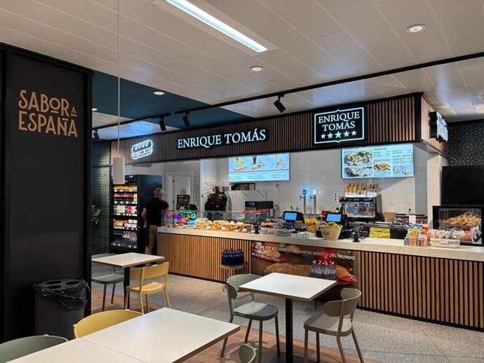 Nace el nuevo Food Market de Enrique Tomás en el Aeropuerto de Sevilla