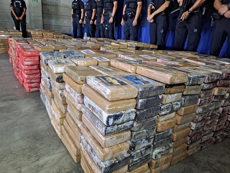 Archivo - Operación contra el narcotráfico en el Puerto de Algeciras (Cádiz)