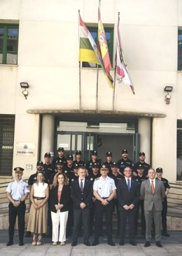 Logroño cuenta desde hoy con 16 nuevos agentes de la Policía Local, 13 hombres y tres mujeres