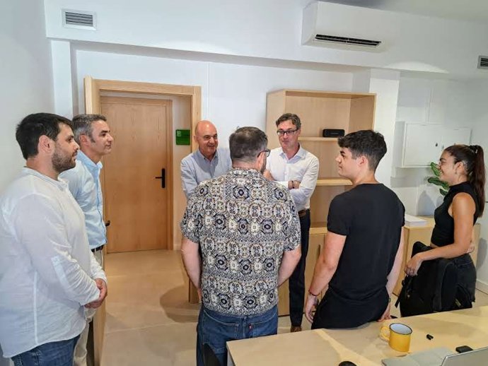 El vicepresidente primero del Govern, Antoni Costa, presenta las tres primeras empresas instaladas en el CentreBit de Ibiza