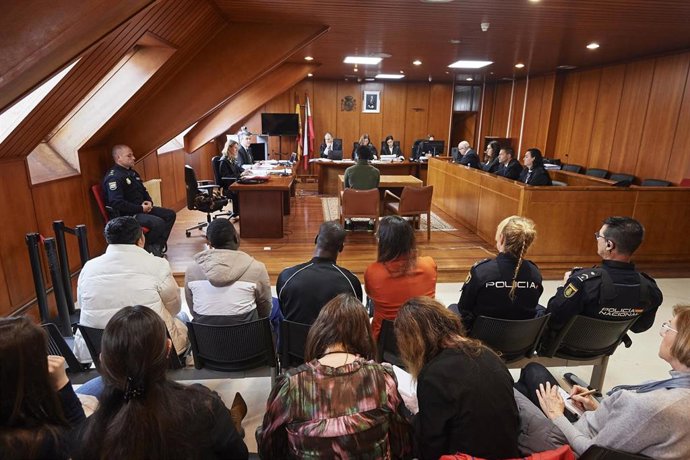 Archivo - Los acusados durante un juicio por una violación grupal en Santander en 2022, en la Audiencia Provincial, a 19 de marzo de 2024, en Santander, Cantabria (España). 
