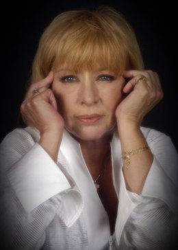 Archivo - El premio es un homenaje a la creadora murciana, símbolo feminista en España. 