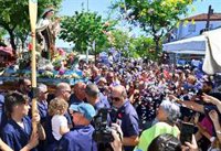Los vecinos del Barrio Pesquero celebran la Virgen de la Carmen con la asistencia de la alcaldesa