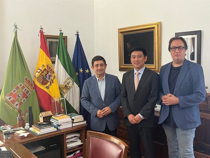 Reunión con la empresa china Tianneng