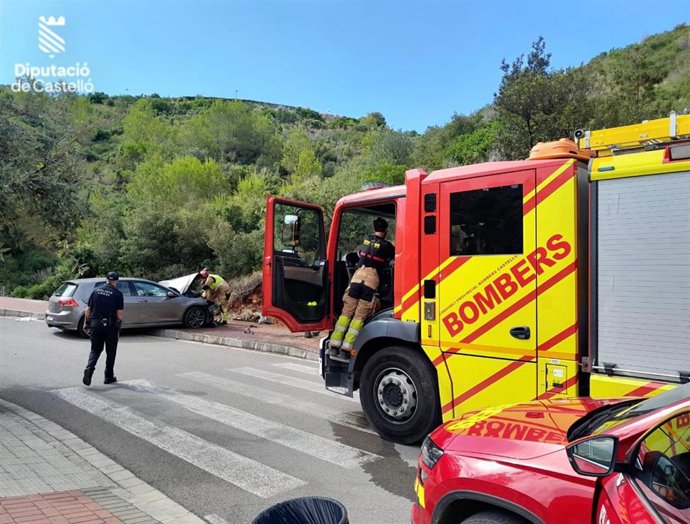 Un hombre fallece y una mujer resulta herida tras chocar un vehículo contra un talud en Oropesa