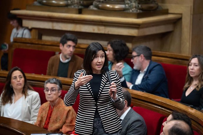 Archivo - La consellera de Interior de la Generalitat, Núria Parlon