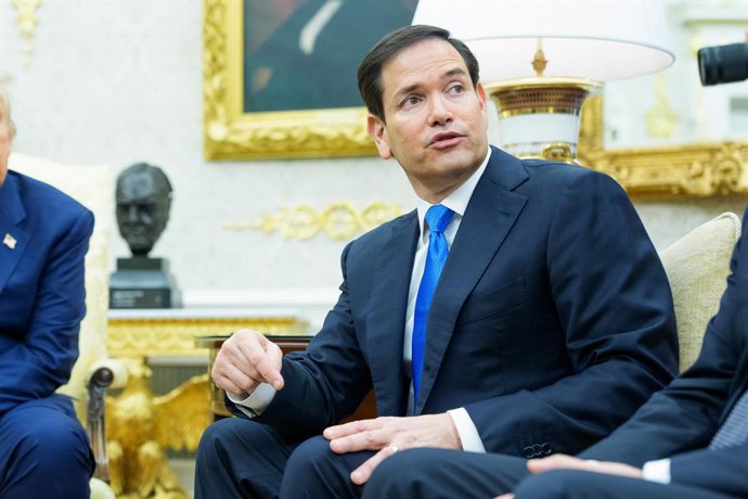 16 de julho de 2025, Washington, Distrito de Columbia, EUA: O Secretário de Estado dos Estados Unidos, Marco Rubio, faz comentários enquanto o Primeiro-Ministro do Reino do Bahrein, o Príncipe Herdeiro Salman bin Hamad Al-Khalifa, se reúne com o President