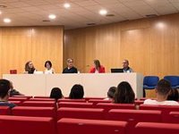 El Ayuntamiento de Santiago se abre a "flexibilizar" la entrada en vigor de la tasa turística "unos días o un tiempo"