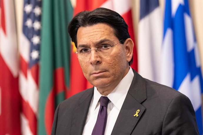22 de junho de 2025, Bronx, Nova York, EUA: O embaixador Danny Danon, de Israel, fala à imprensa antes da reunião de emergência do Conselho de Segurança sobre a situação no Oriente Médio depois que os EUA ordenaram e realizaram bombardeios em três instala
