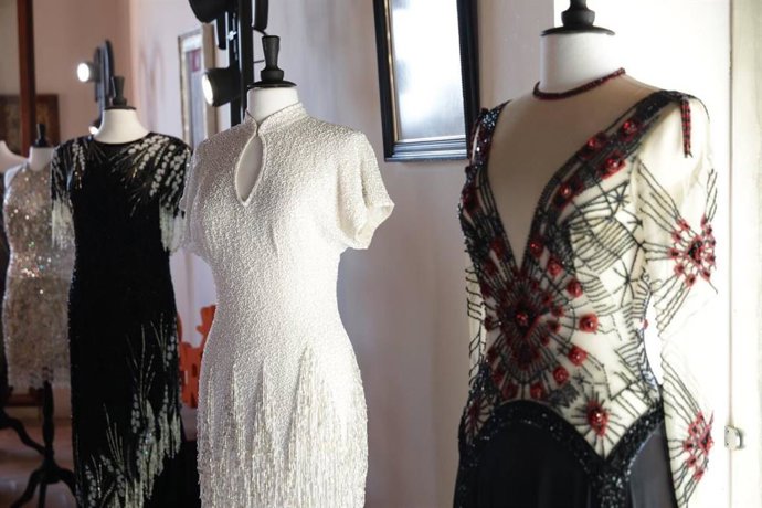 El vestuario original de Rocío Jurado llega a Cullera tras salir por primera vez del museo de la cantante