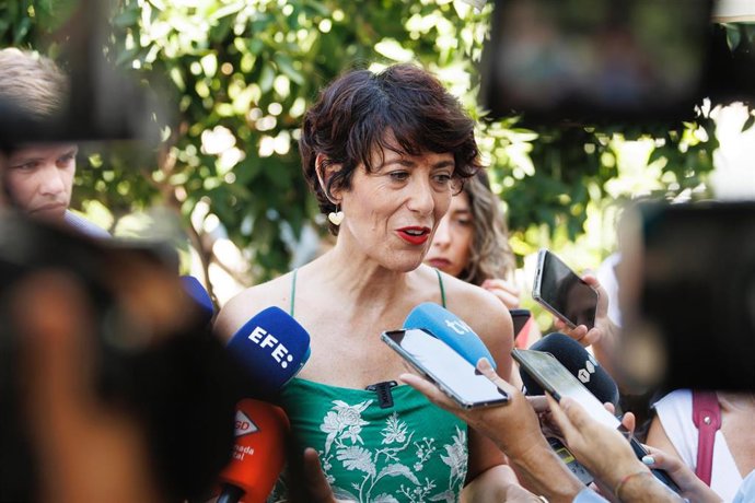 La ministra de Inclusión, Seguridad Social y Migraciones, Elma Saiz