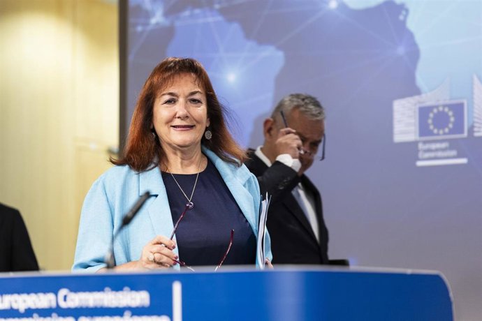 La comisaria para el Mediterráneo, Dubravka uica, antes de iniciar una rueda de prensa en Bruselas.