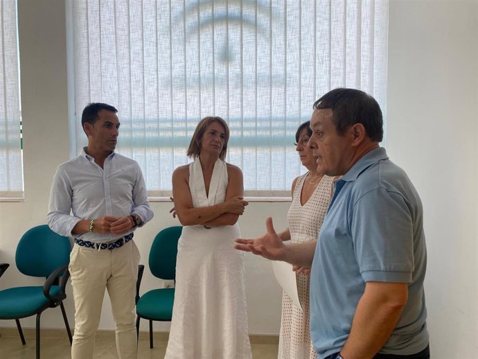 Visita al CADE de Lopera