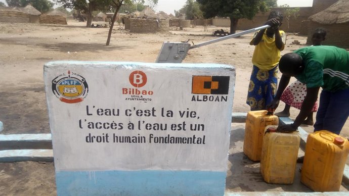 Ur saneamenduko proiektu bat Chaden