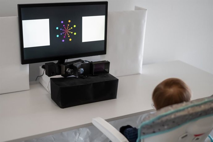 Estudio de atención con un bebé