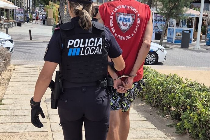 Detenido por dos hurtos en Playa de Palma