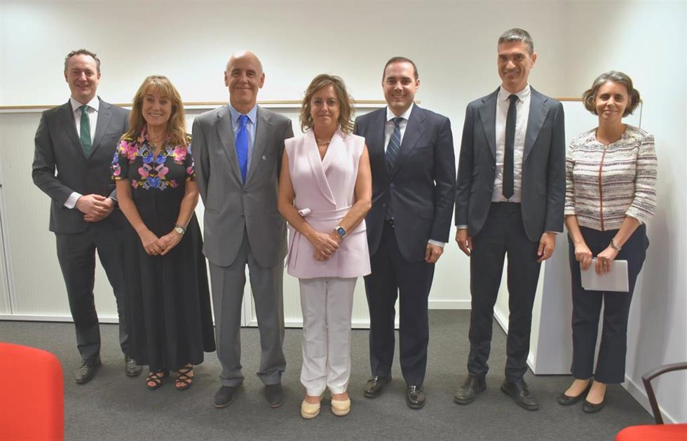Reunión de la Junta de Andalucía con el director de Biodiversidad de la Dirección General de Medio Ambiente de la Comisión Europea, Humberto Delgado Rosa.