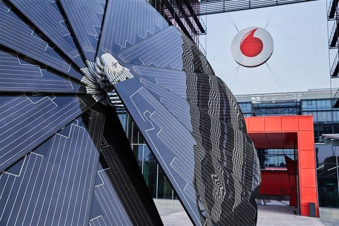 Un panel solar de Vodafone España