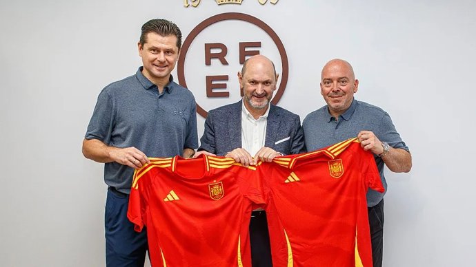 RFEF y FIFA se unen para implantar en España el programa de desarrollo de talentos.