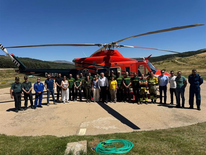 Nicanor Sen visita las obras de la base BRIF del Puerto del Pico, en Ávila, dentro del programa de renovación de estas bases que lleva a cabo el Gobierno de España.