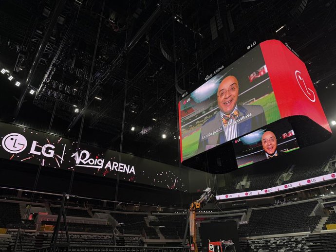 Monitores da LG na nova Roig Arena em Valência.