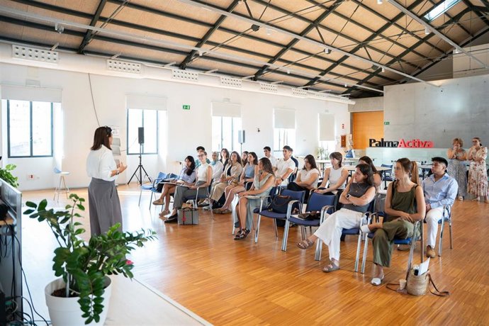 Jóvenes contratados a través del programa SOIB Oportunidades.