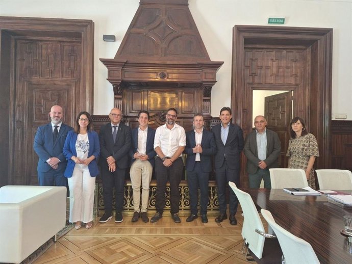 Reunión con responsables de Renfe