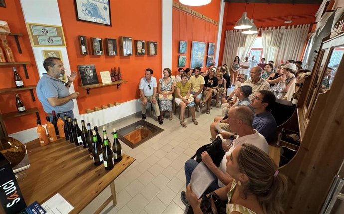 Curso 'Del Terruño a la mesa: vinos y vinagres del Condado de Huelva con sabor a Doñana' de la UNIA.