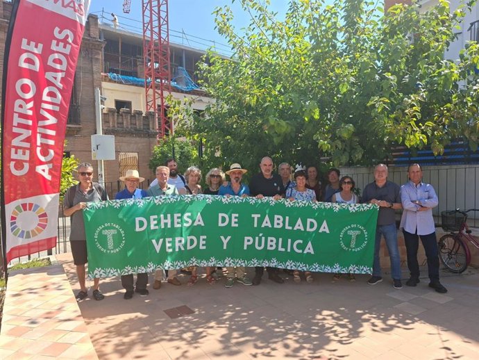 La Mesa por Tablada apuesta por un consorcio para que los terrenos acojan un parque metropolitano