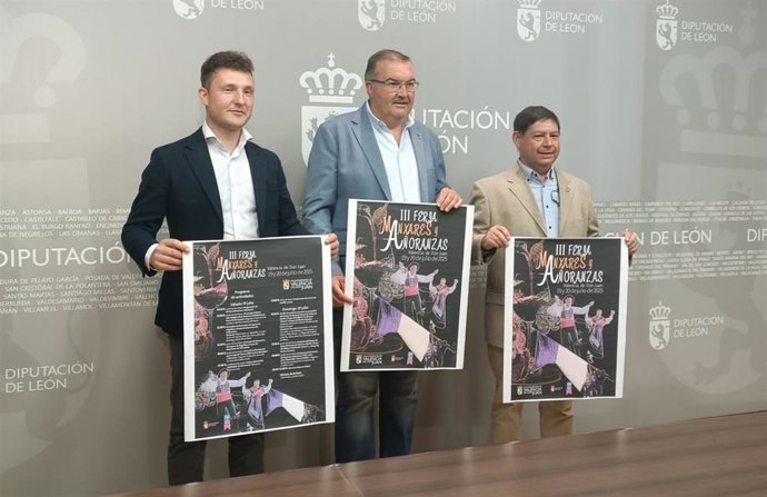 El vicepresidente de la Diputación de León, Roberto Aller (centro), en la presentación de la III Feria Manxares y Añoranzas que se celebrará en Valencia de Don Juan.