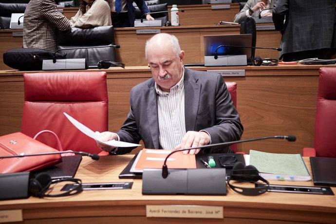 Archivo - El consejero de Desarrollo Rural y Medio Ambiente del Gobierno de Navarra, José Mari Aierdi, en el Parlamento de Navarra durante el Debate sobre el Estado de la Comunidad.