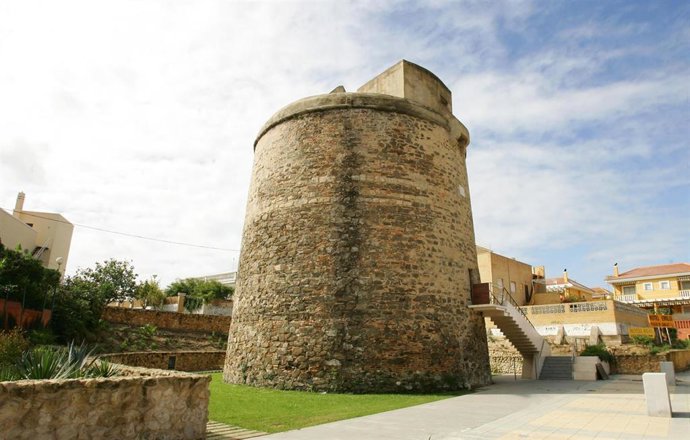 Archivo - Torre Almenara de Punta Umbría. 