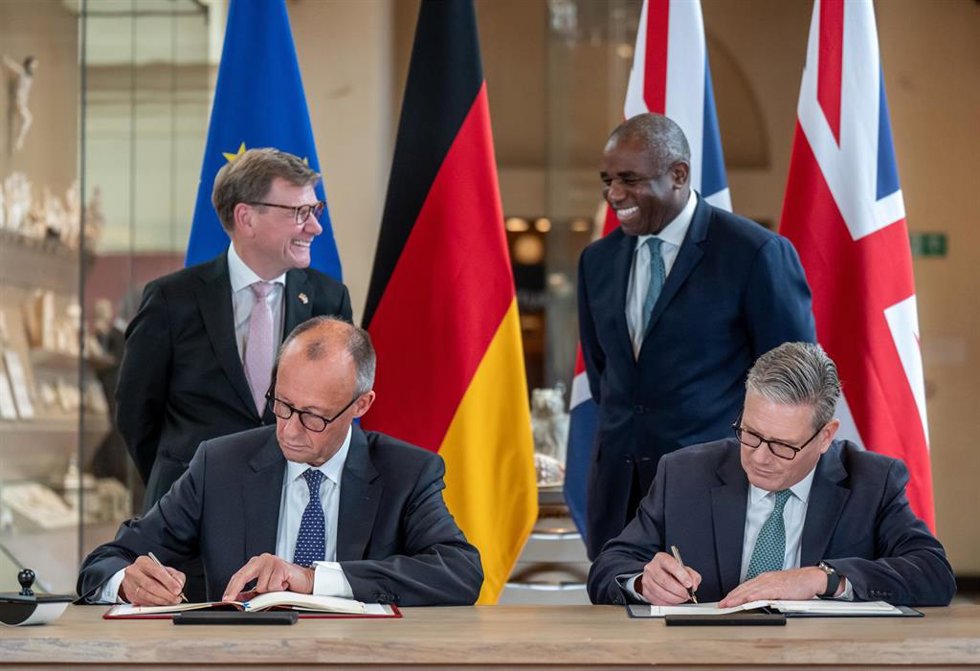 El canciller alemán, Friedrich Merz, y el primer ministro británico, Keir Starmer