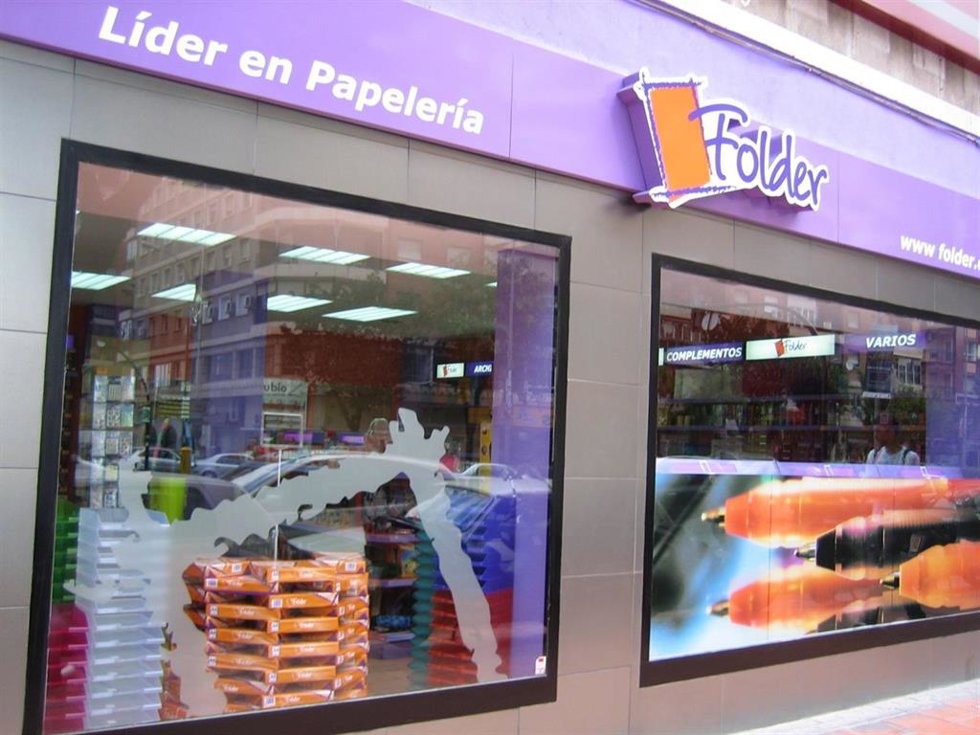 Folder Factura 52 Millones De Euros En El Primer Semestre, Un 5% Más