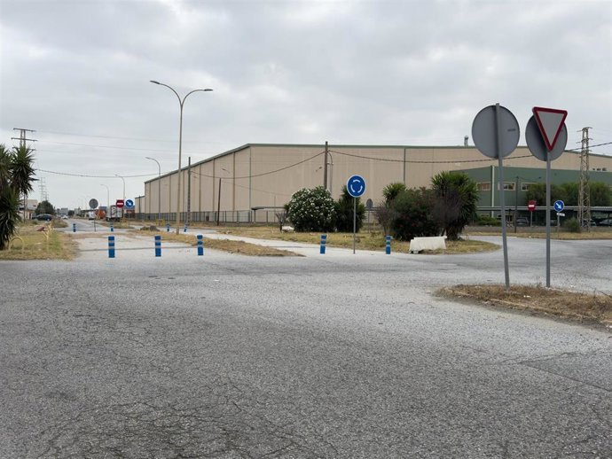 Sevilla.-Dos Hermanas aprueba un proyecto de reforma de aparcamientos y pavimentación en el Polígono La Isla