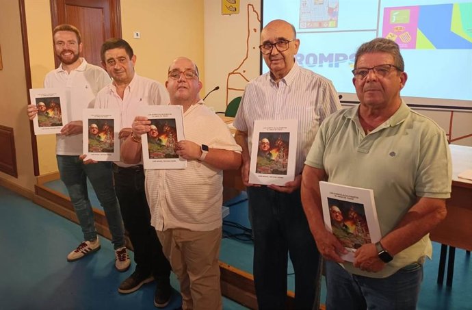 El presidente de la Diputación Provincial de Jaén, Paco Reyes, en la presentación del libro 'Luis Alberto Alcalá Martos. El amigo de todos'.