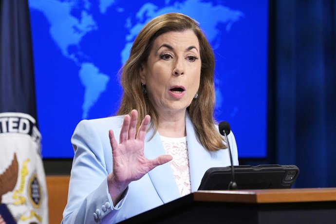 Archivo - Arquivo - 14 de fevereiro de 2025, Washington, Dc, Estados Unidos: A porta-voz de imprensa do Departamento de Estado dos EUA, Tammy Bruce, fala sobre os conflitos entre Irã, Hamas e Israel durante uma coletiva de imprensa na Sala de Imprensa/Dep