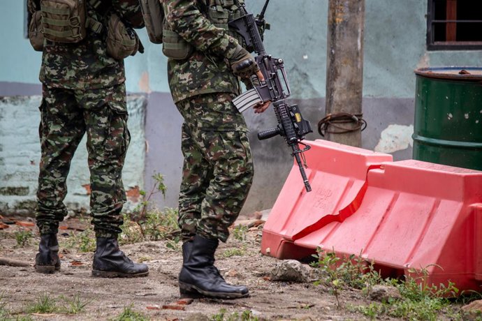 Archivo - May 12, 2024, Jamundi, Valle Del Cauca, Colombia: Colombia's police and military take part at the aftermath of a grenade attack against a police station in Poterito, Jamundi, Colombia on May 12, 2024, that left no injured or deaths after the att